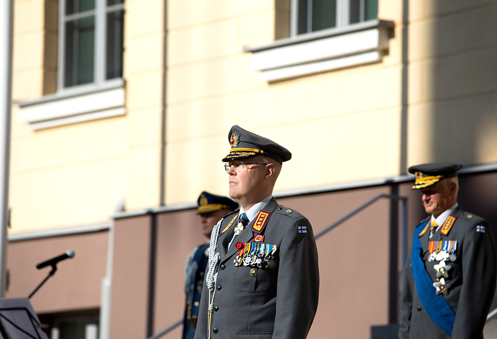 Kuvassa Pääesikunnan uusi päällikkö, kenraaliluutnantti Vesa Virtanen