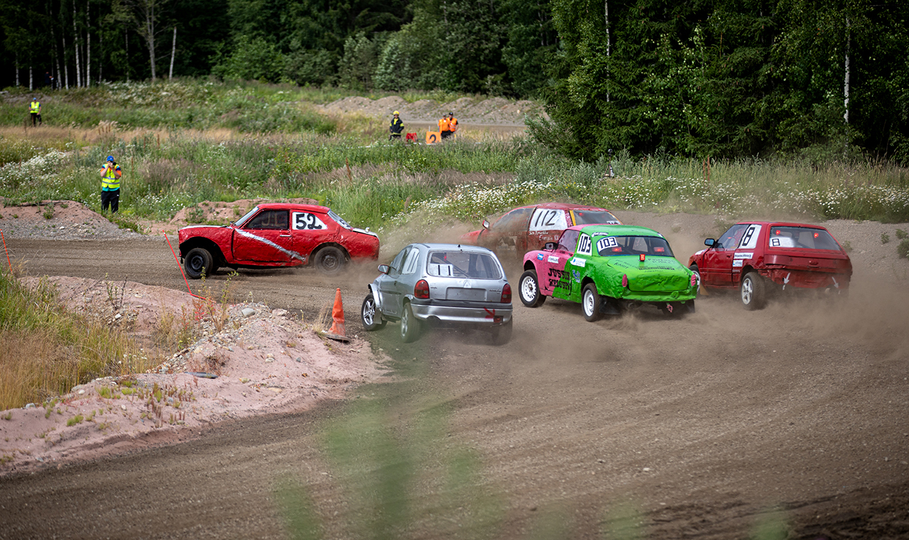 Kuvassa jokamiesluokan kilpailu.