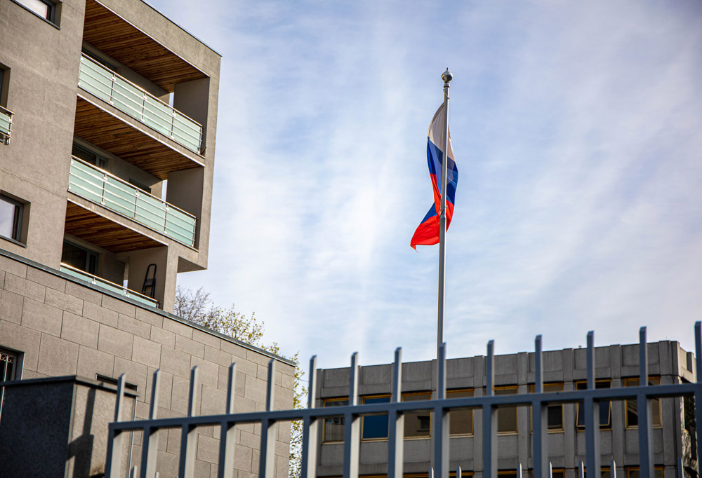 Kuvassa Venäjän suurlähetystö.