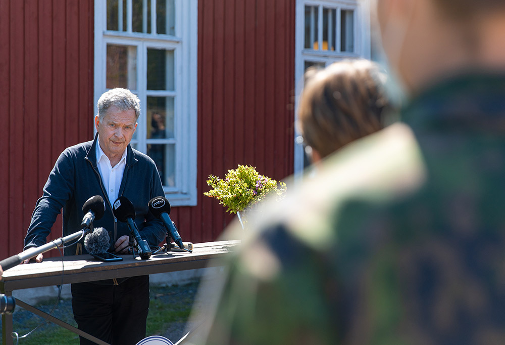 Tasavallan presidentti Sauli Niinistö mediatilaisuudessa.