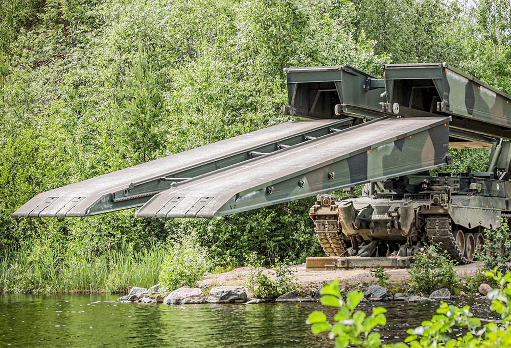 Kuvassa siltapanssarivaunu