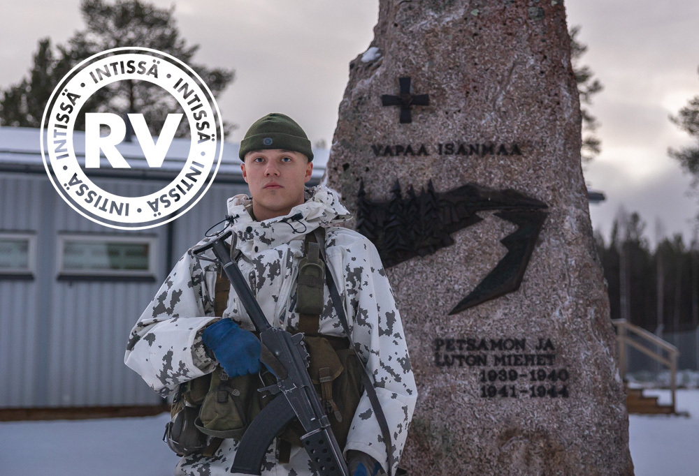 Kuvassa alikersantti Mäkelä