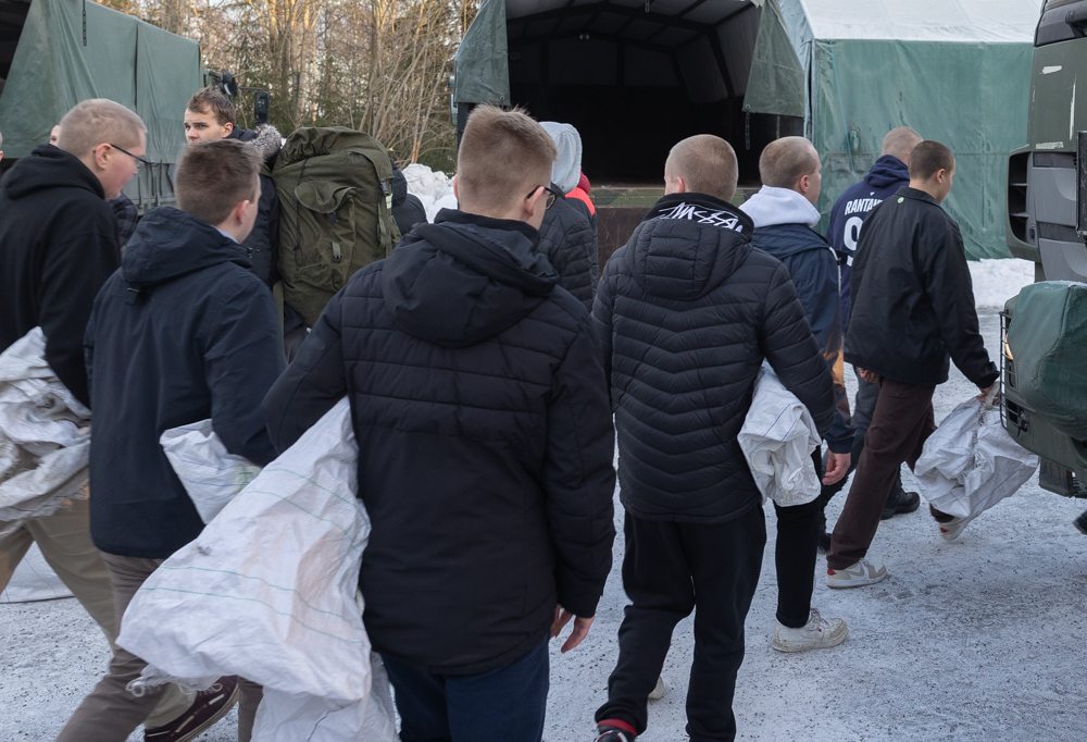 Uusia alokkaita sipulisäkkeineen