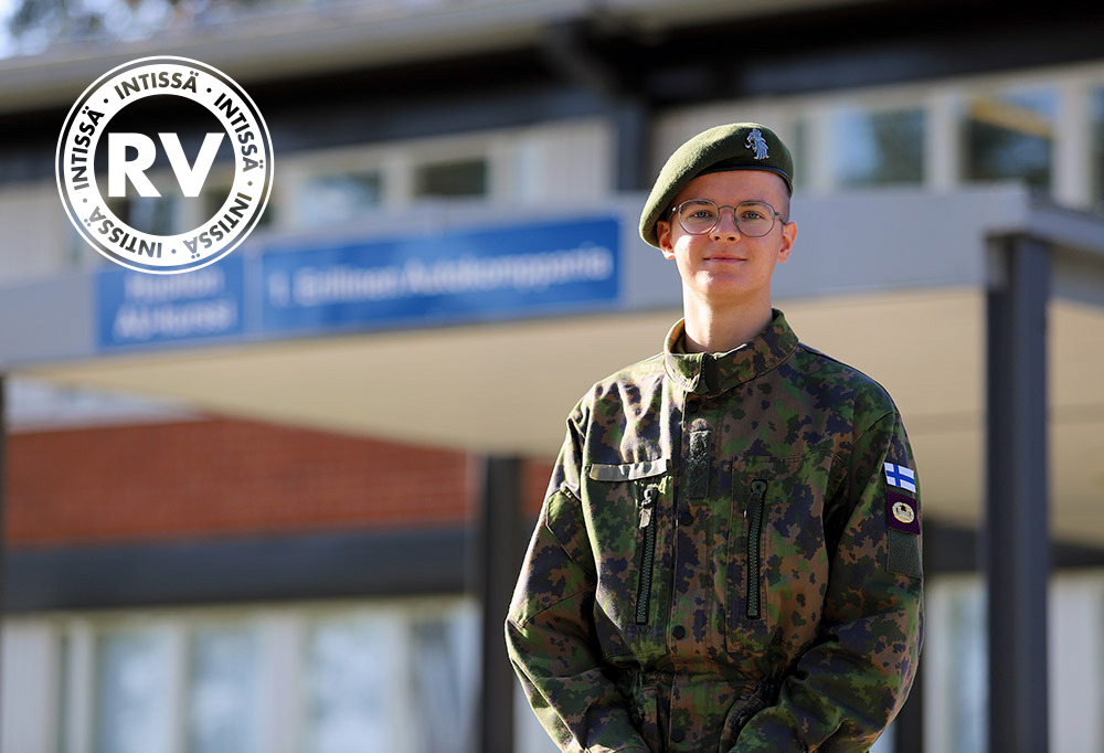 Kuvassa aliupseerioppilas Julius Määttä