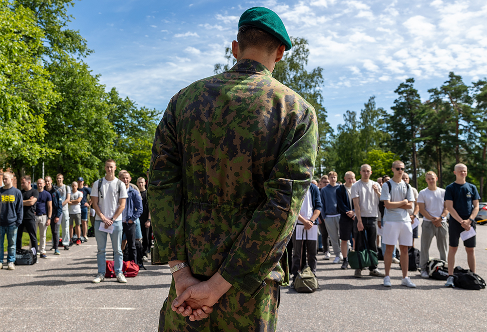 Uusia alokkaita saapui palvelukseen Uudenmaan prikaatiin heinäkuun toisella viikolla.