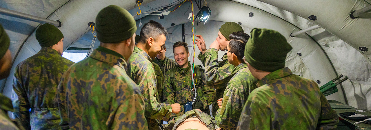 Lääkintä-RUK tarjoaa lääkäreille kokemusta johtamisesta ja poikkeusoloista.