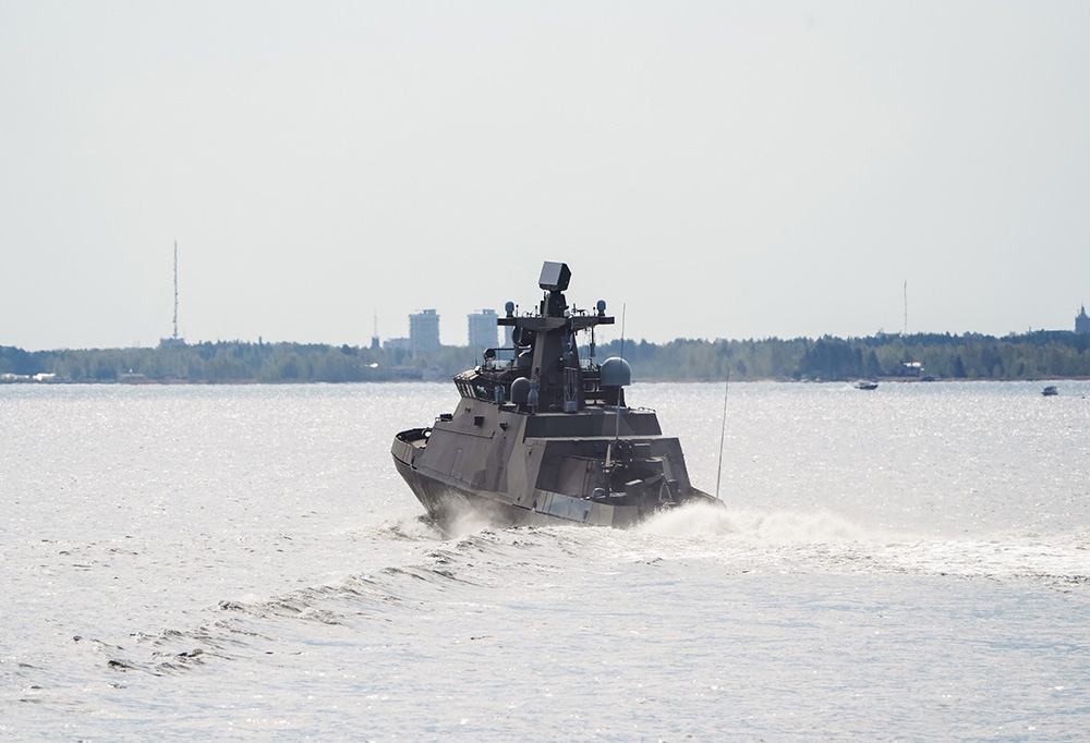 Kuvassa on ohjusvene Pori.