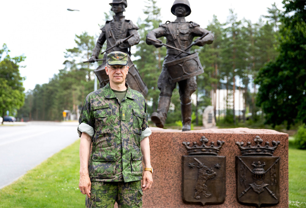 Kuvassa prikaatikenraali Mika Kalliomaa.