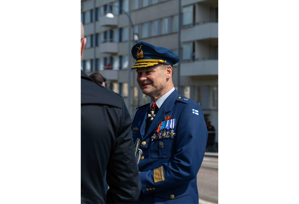 Kuvassa ilmavoimien komentaja, kenraalimajuri Juha-Pekka Keränen