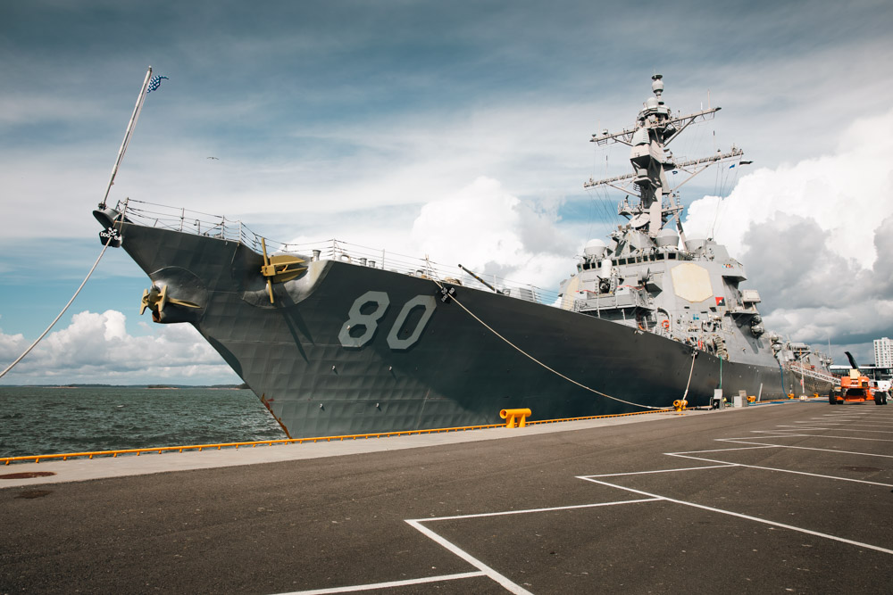 Kuvassa USS Roosevelt