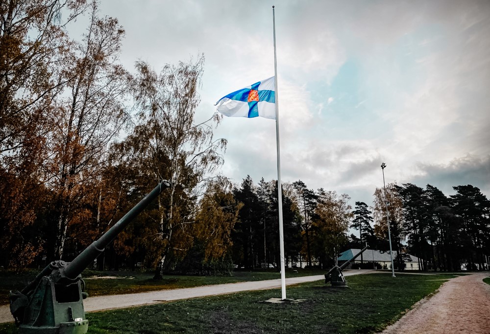 Suruliputus varuskunnassa.