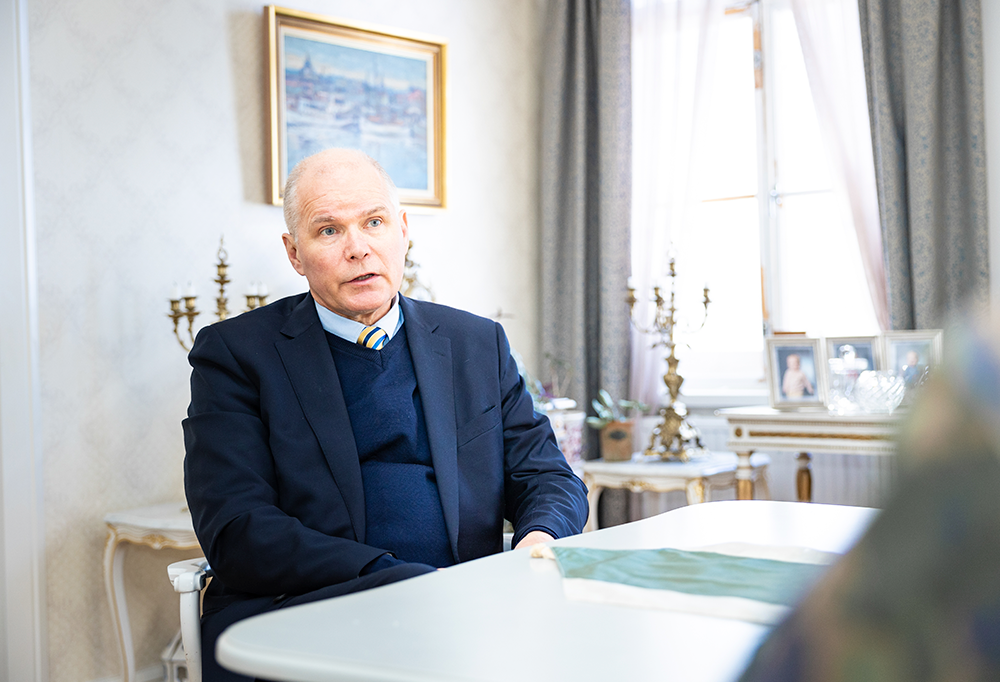 Kuvassa puolustusvoimain entinen komentaja kenraali evp Jarmo Lindberg