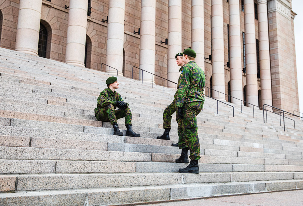 Yleisen asevelvollisuuden kehittäminen kirvoittanut keskustelua