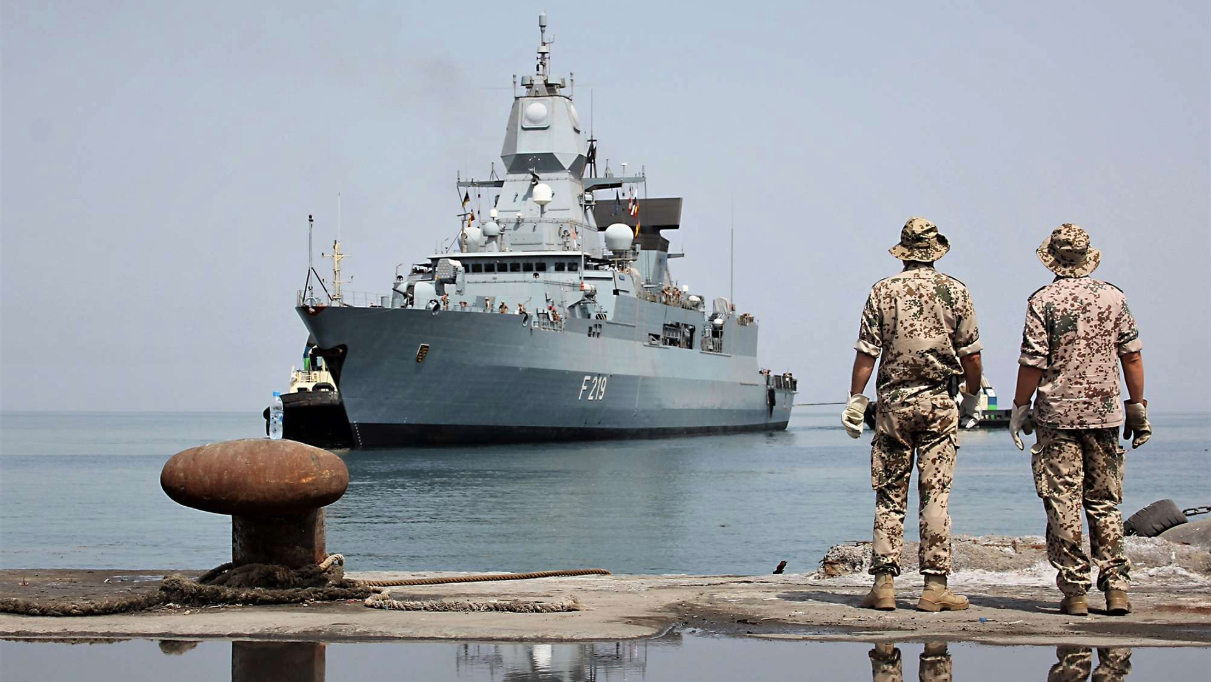 Saksalainen Sachsen-luokan alus.