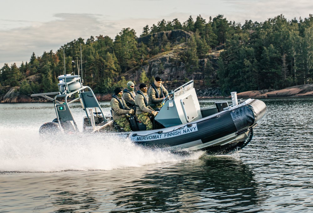 Kuvassa Puolustusvoimien vene