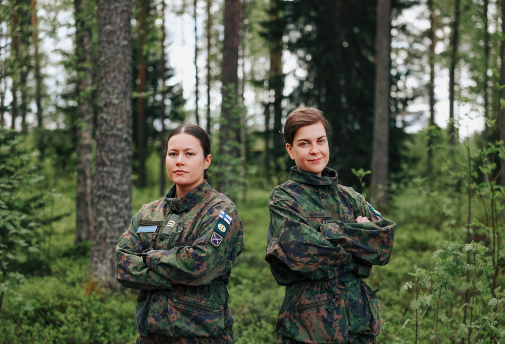 Kuvassa VMTK-pääsihteeri ja VMTK-sihteeri.