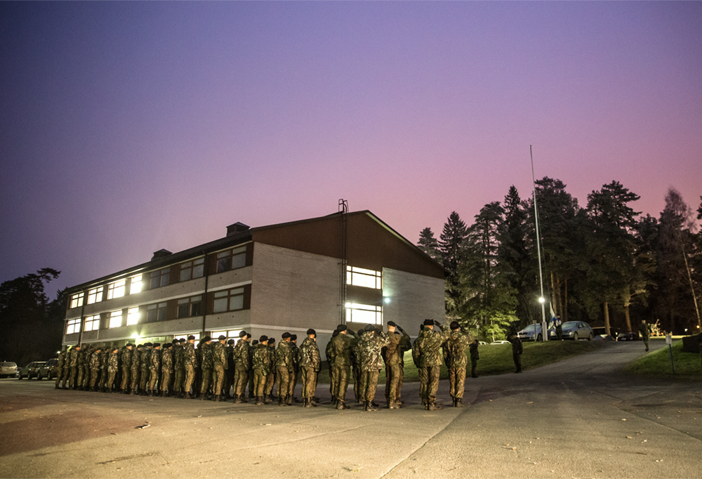 Panssarireserviupseerikurssi 253 käyntiin Parolassa