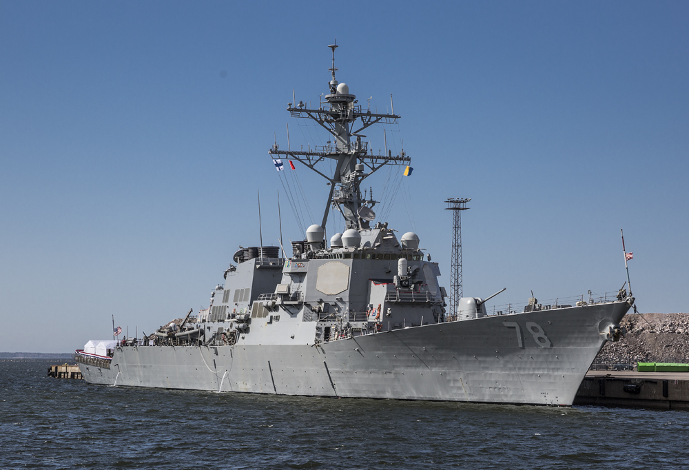 Yhdysvaltain laivaston ohjushävittäjä vielä viikonlopun ajan Helsingissä